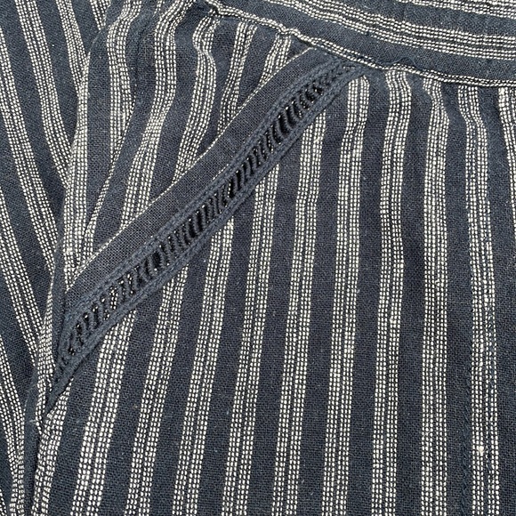 Jolt Navy Striped Wide Leg Pants - Picture 4 of 11